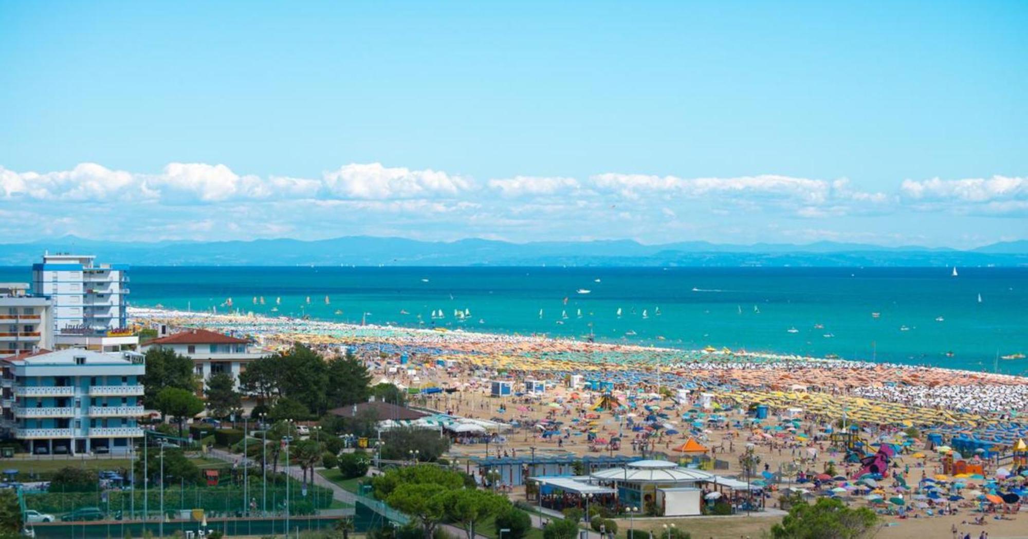 Bright By The - Beahost * Bibione